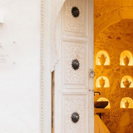 Alesia Luxury Cave Bed & Breakfast Ostuni Exterior foto