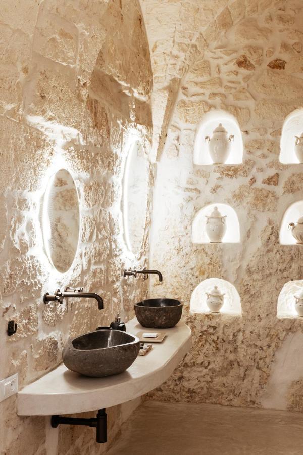 Alesia Luxury Cave Bed & Breakfast Ostuni Exterior foto