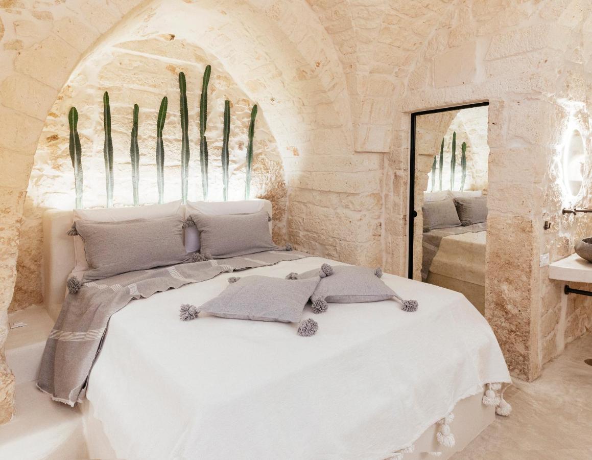 Alesia Luxury Cave Bed & Breakfast Ostuni Exterior foto