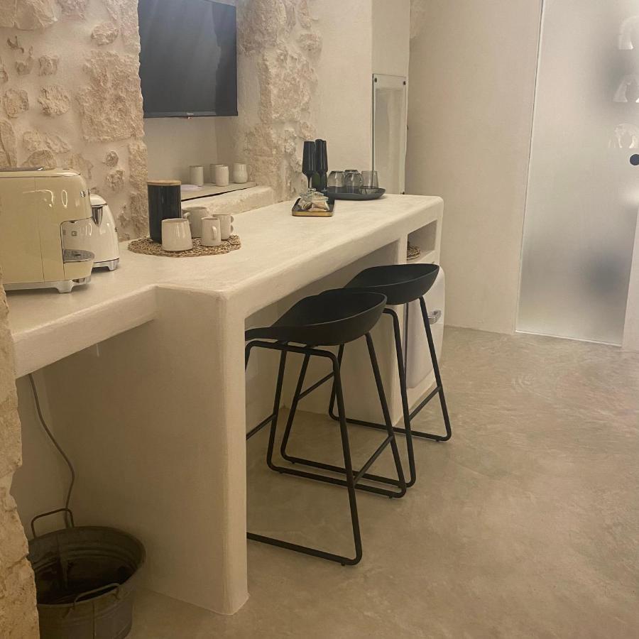 Alesia Luxury Cave Bed & Breakfast Ostuni Exterior foto