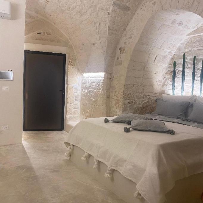 Alesia Luxury Cave Bed & Breakfast Ostuni Exterior foto