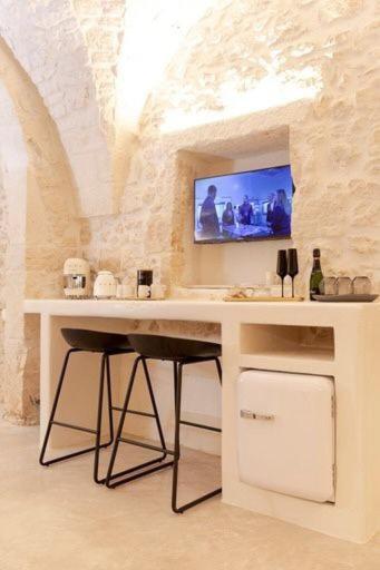 Alesia Luxury Cave Bed & Breakfast Ostuni Exterior foto